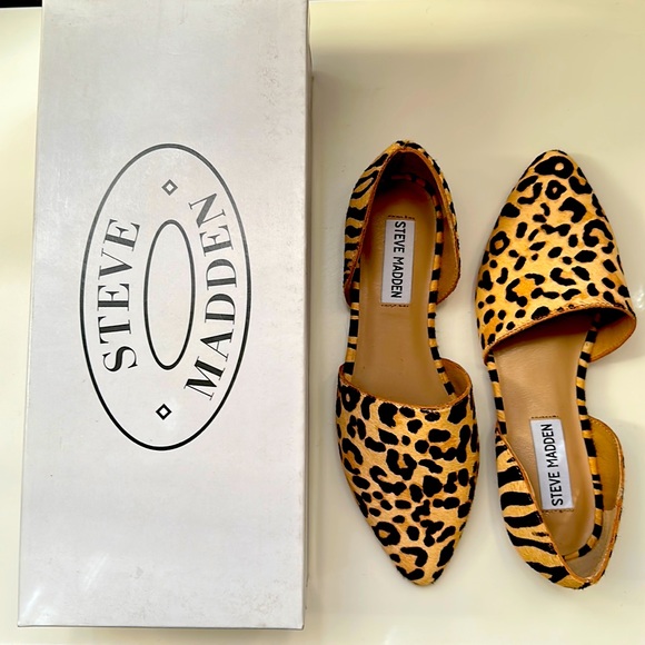 Steve Madden Shoes - NWB STEVE MADDEN ANIMAL PRINT FLATS. Size 5